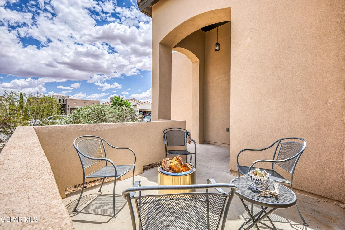 Photo of 2109 ROBERT DRENNAN Place