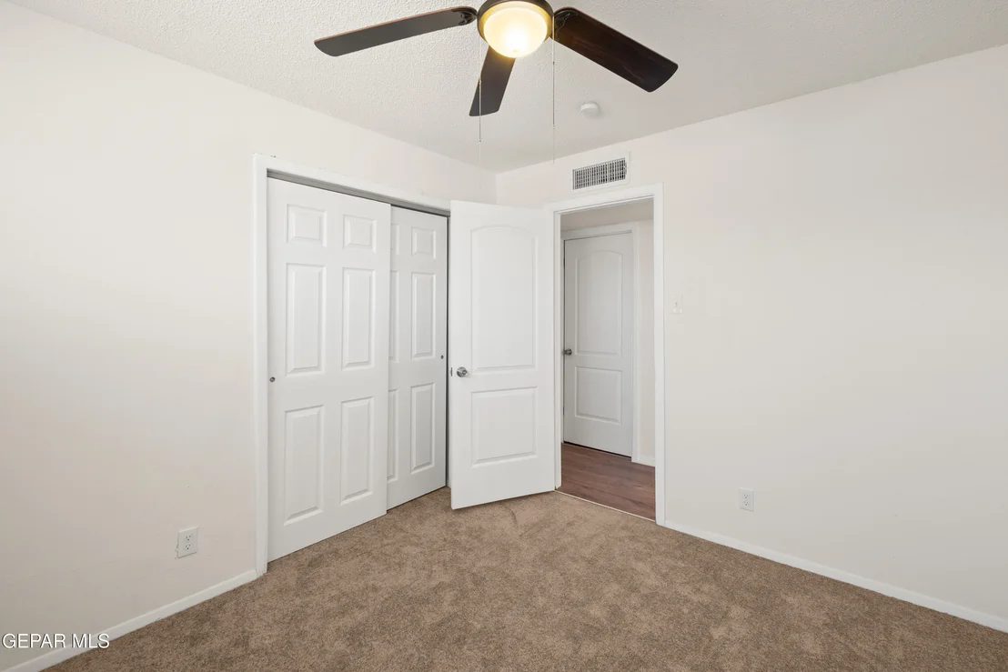 Photo of 9516 IRIS Drive