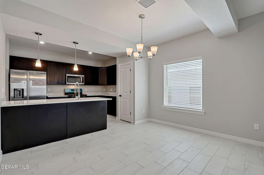 Photo of 3732 Model Lane