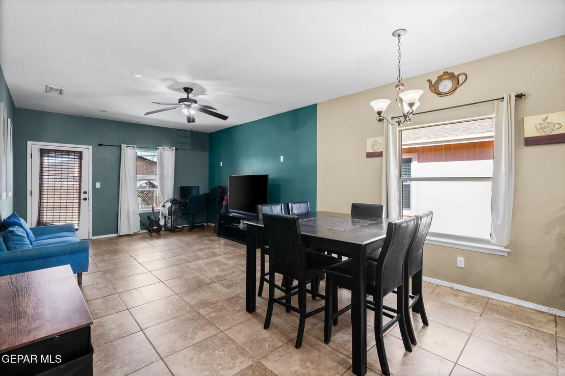 Photo of 3281 GARDEN POINT Drive