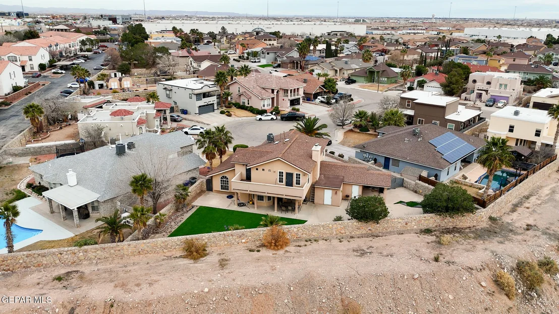 Photo of 1369 LUZ CARPIO Way