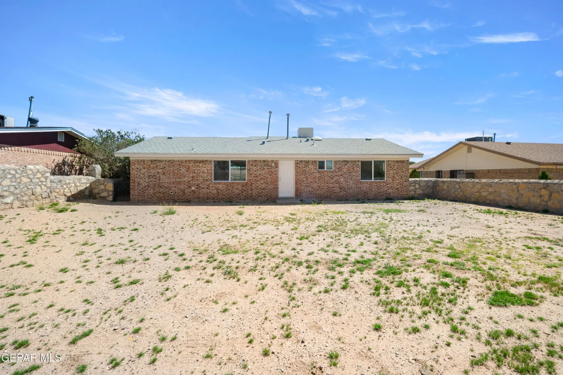 Photo of 1603 JAMES CHISUM Drive