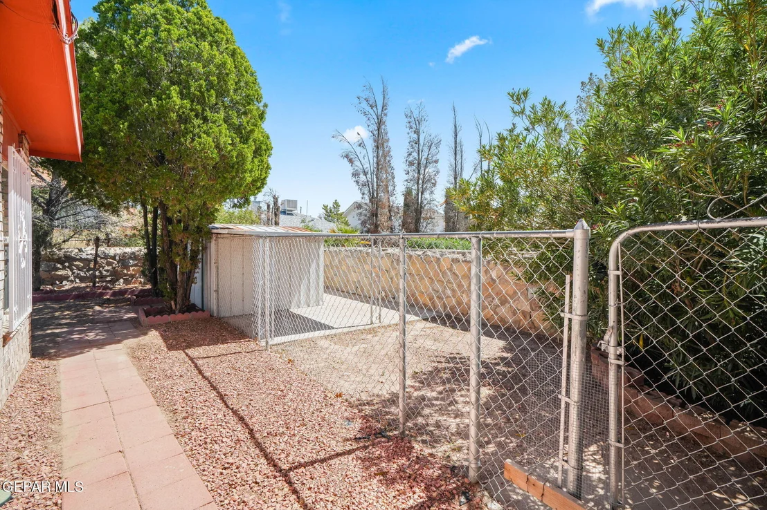 Photo of 3012 SYLVAN LAKE Place