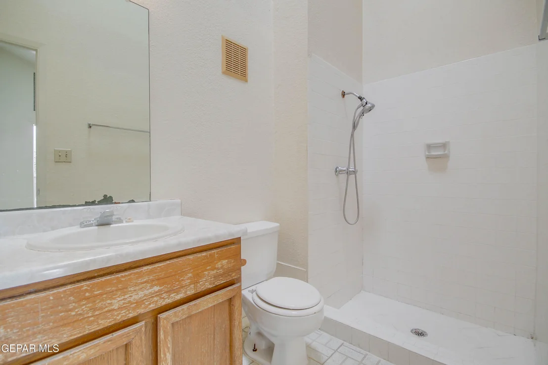 Photo of Unit B at 3429 RISNER Place