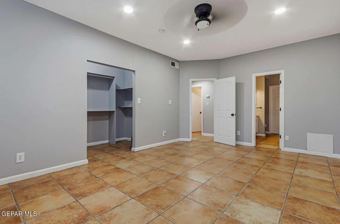 Photo of 12404 PASEO LARGO Circle