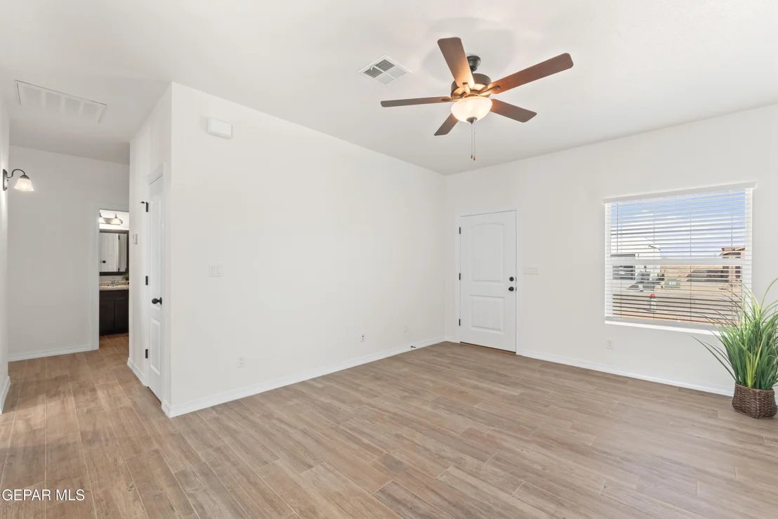 Photo of 309 Sand Gate Drive