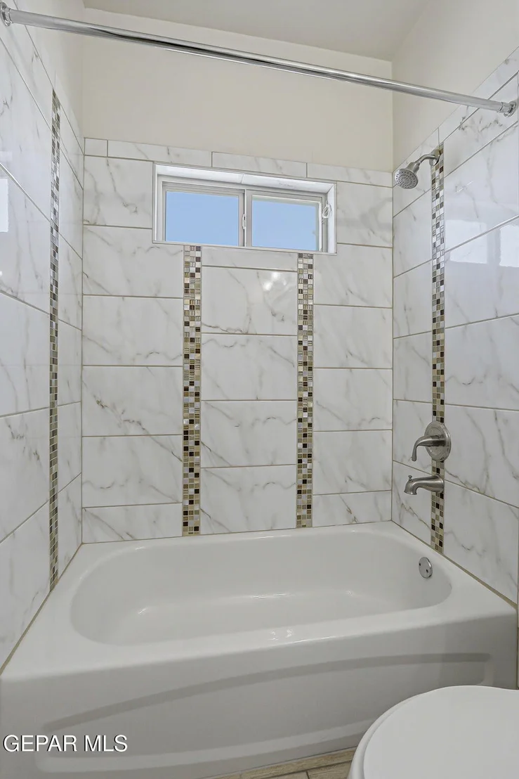 Photo of 7825 Enchanted View Drive
