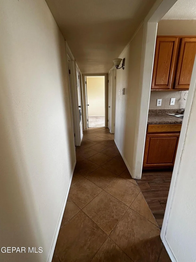 Photo of 8124 BURNHAM Road