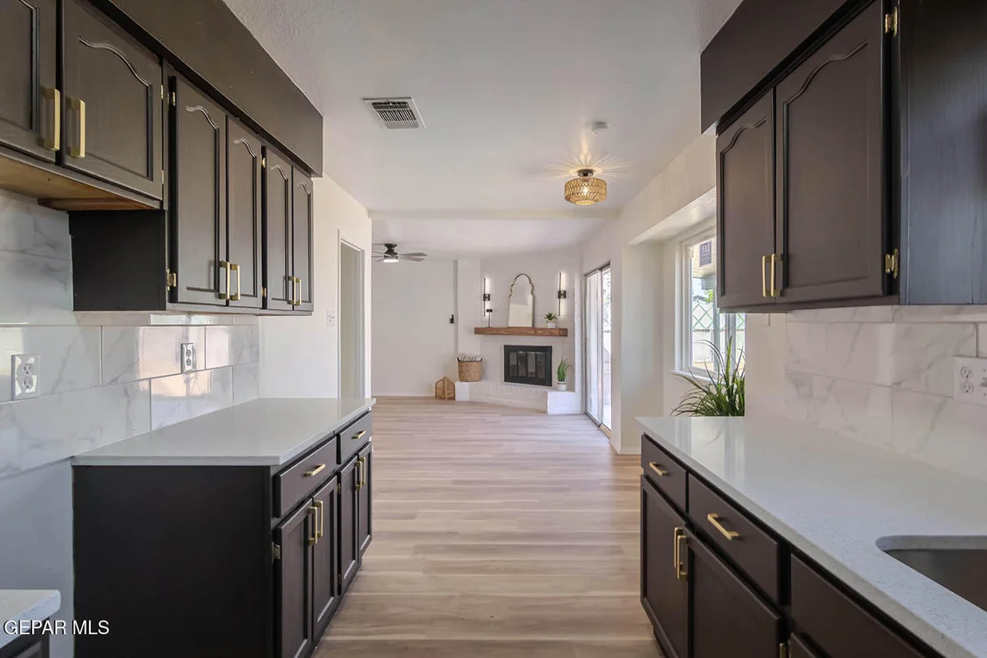Photo of 2820 BEACHCOMBER Drive