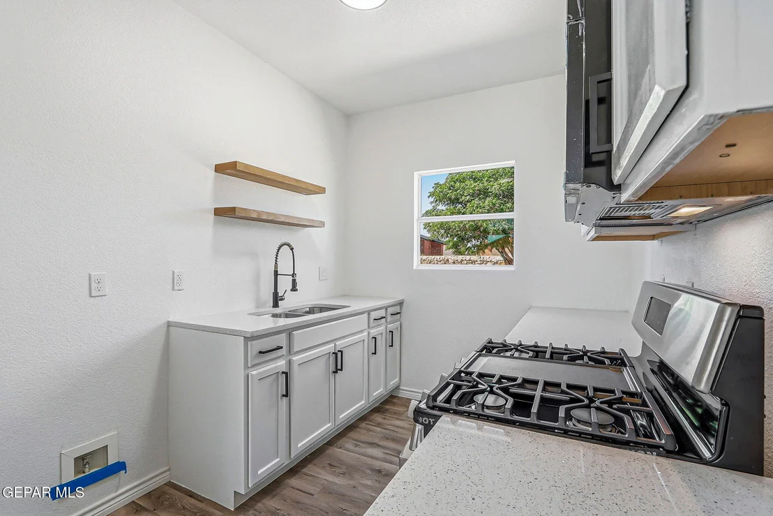 Photo of 14357 Venecia Drive