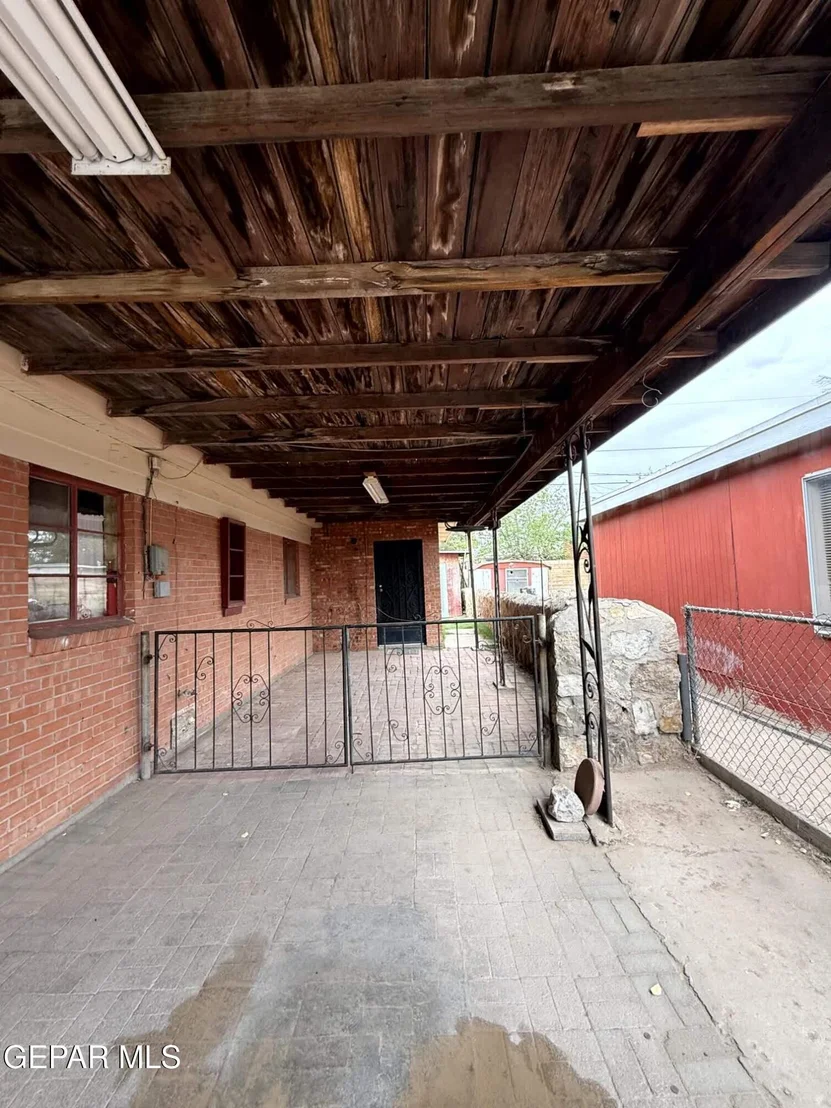 Photo of 228 MANGO Road