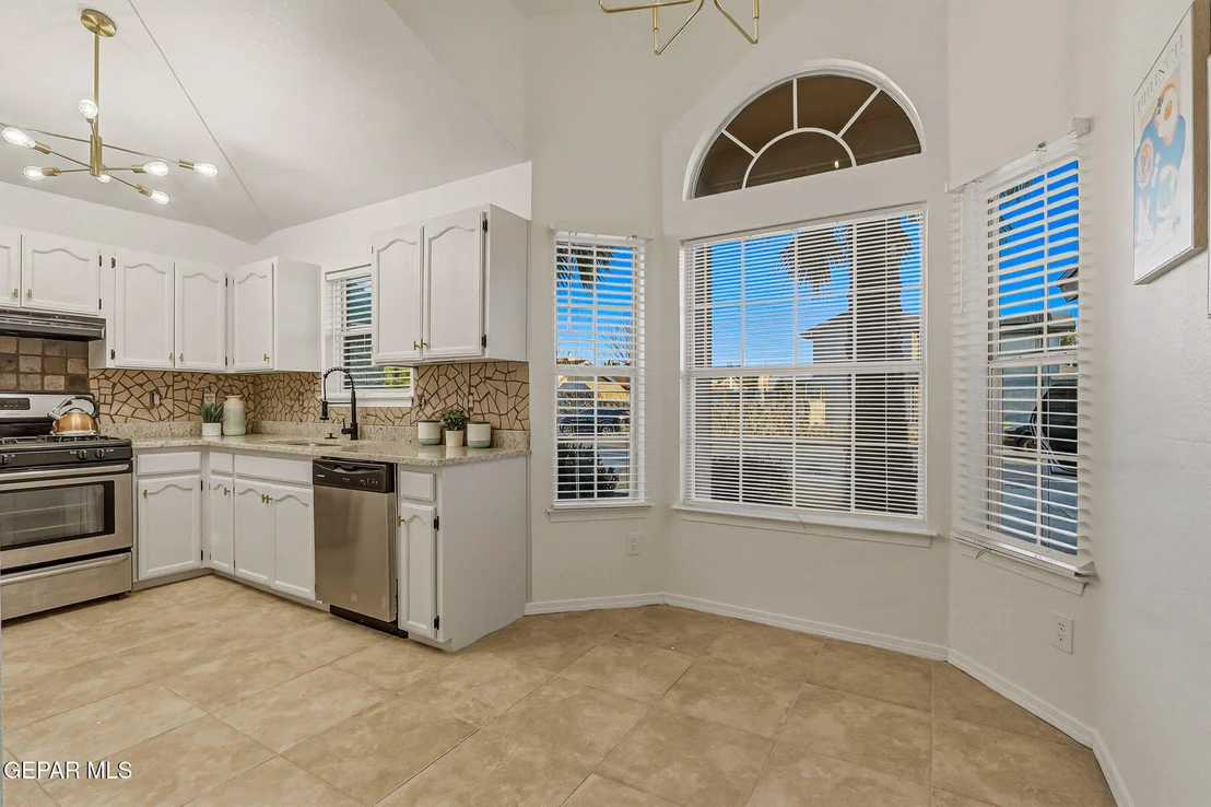 Photo of 11851 STONE CASTLE Drive