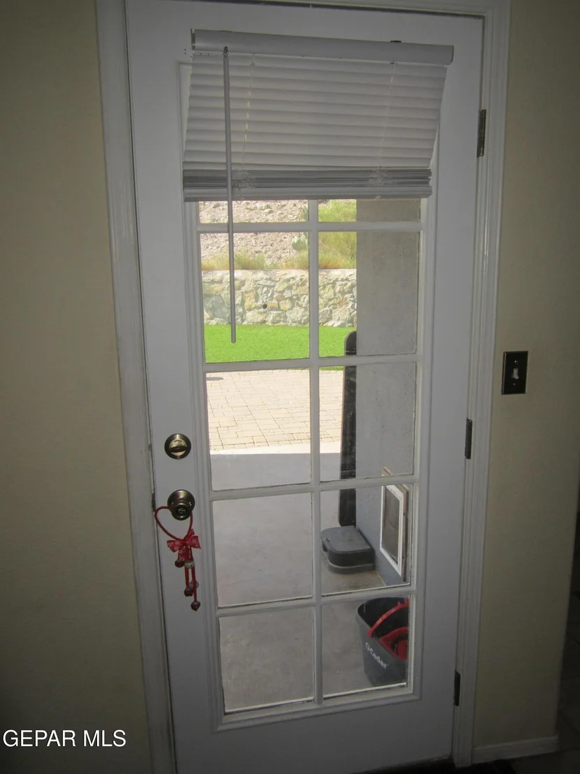 Photo of 7605 Dianjou Drive