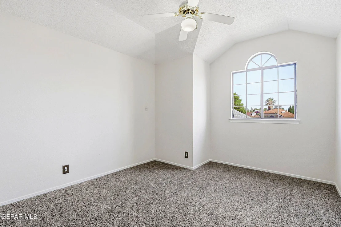 Photo of 7109 OVAL ROCK Drive