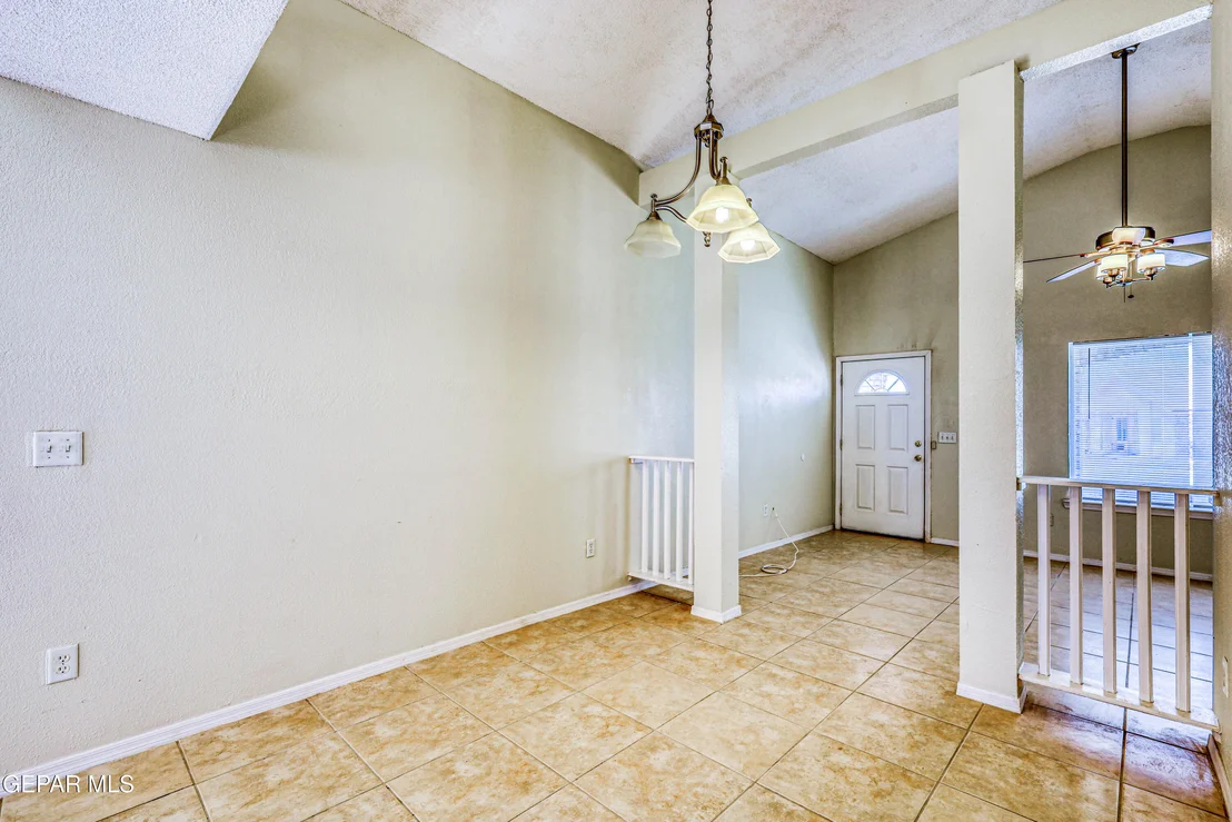 Photo of 665 Orchid Drive