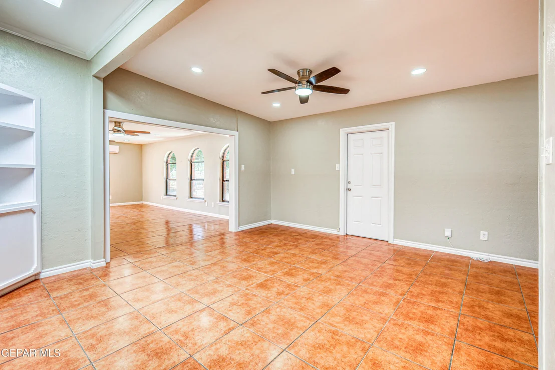Photo of 3223 Suffolk Road