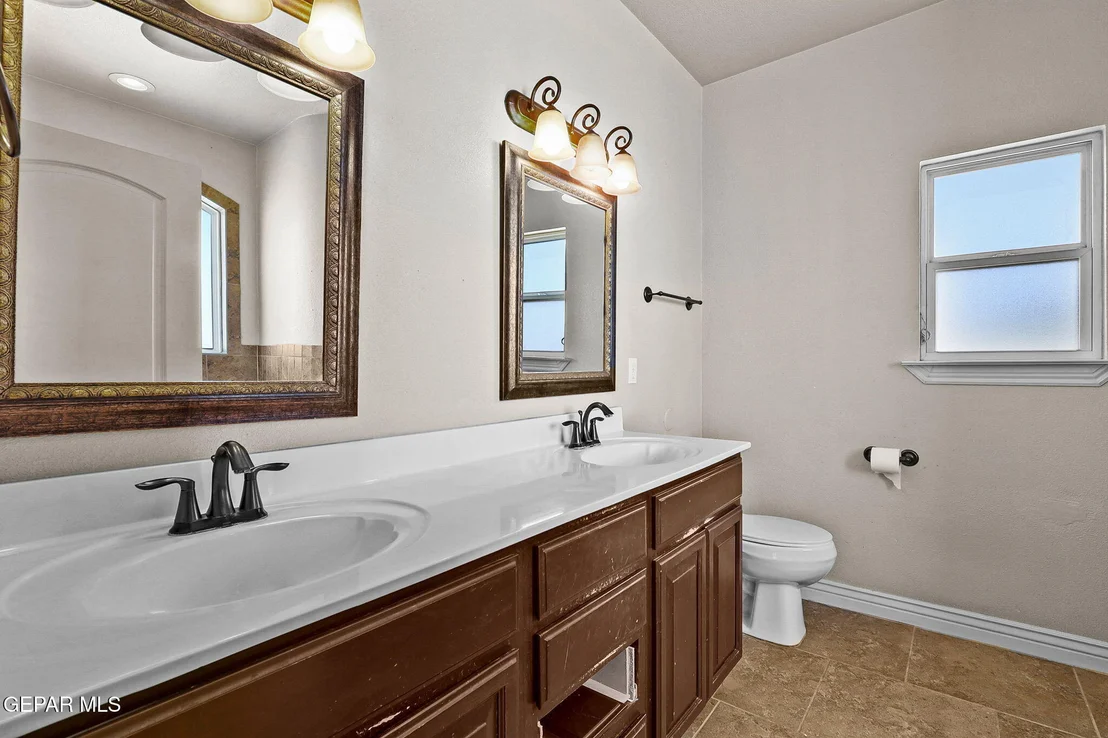 Photo of 3285 SCARLET POINT Drive