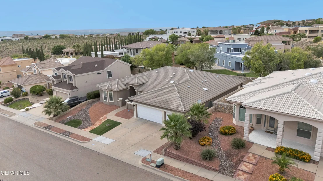 Photo of 6337 FRANKLIN RED Drive