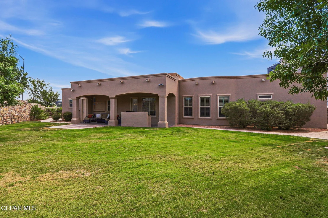Photo of 6163 FRANKLIN DOVE Avenue