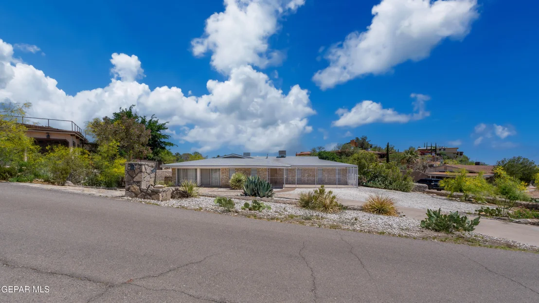 Photo of 3029 MESA VERDE Lane