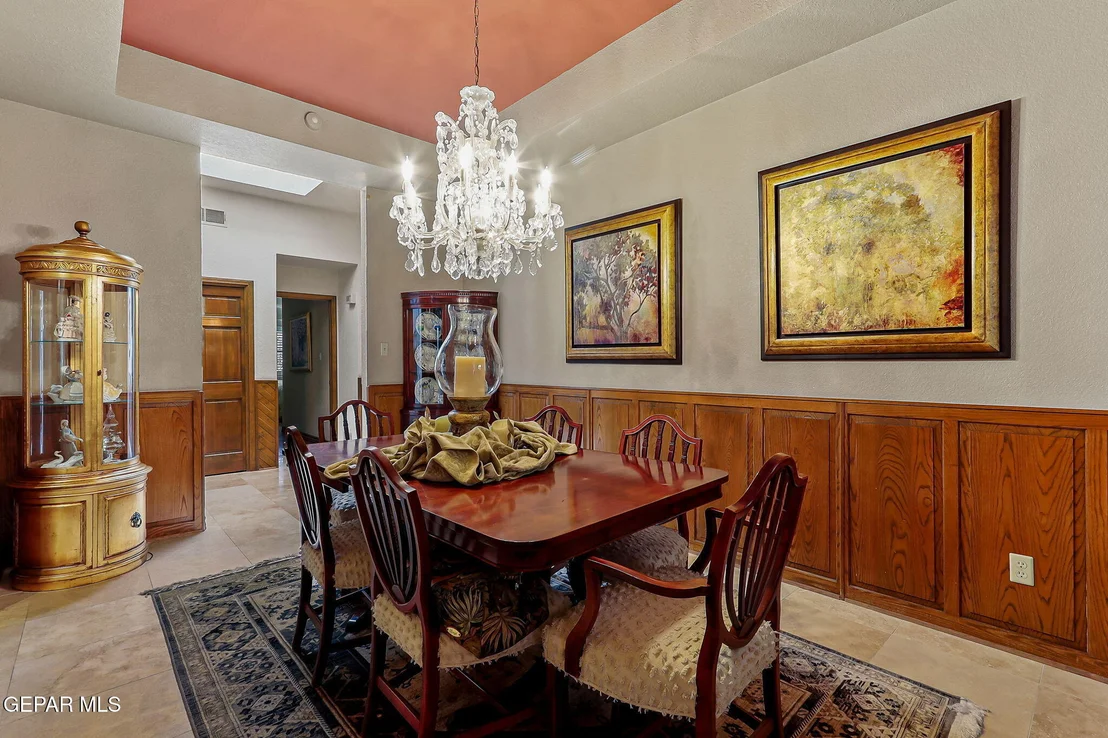 Photo of 628 SPRING CREST Drive