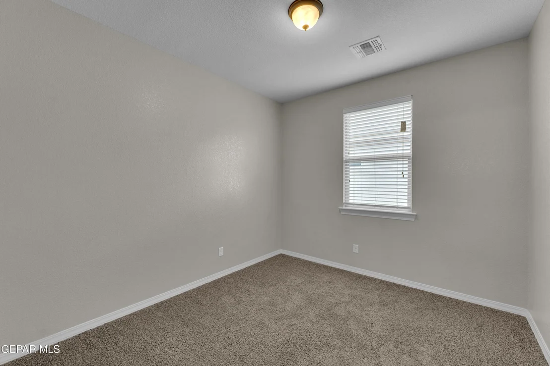 Photo of 2209 Glitter Point