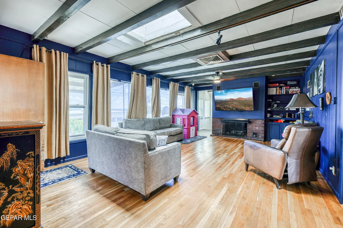 Photo of 5032 TIMBERWOLF Drive
