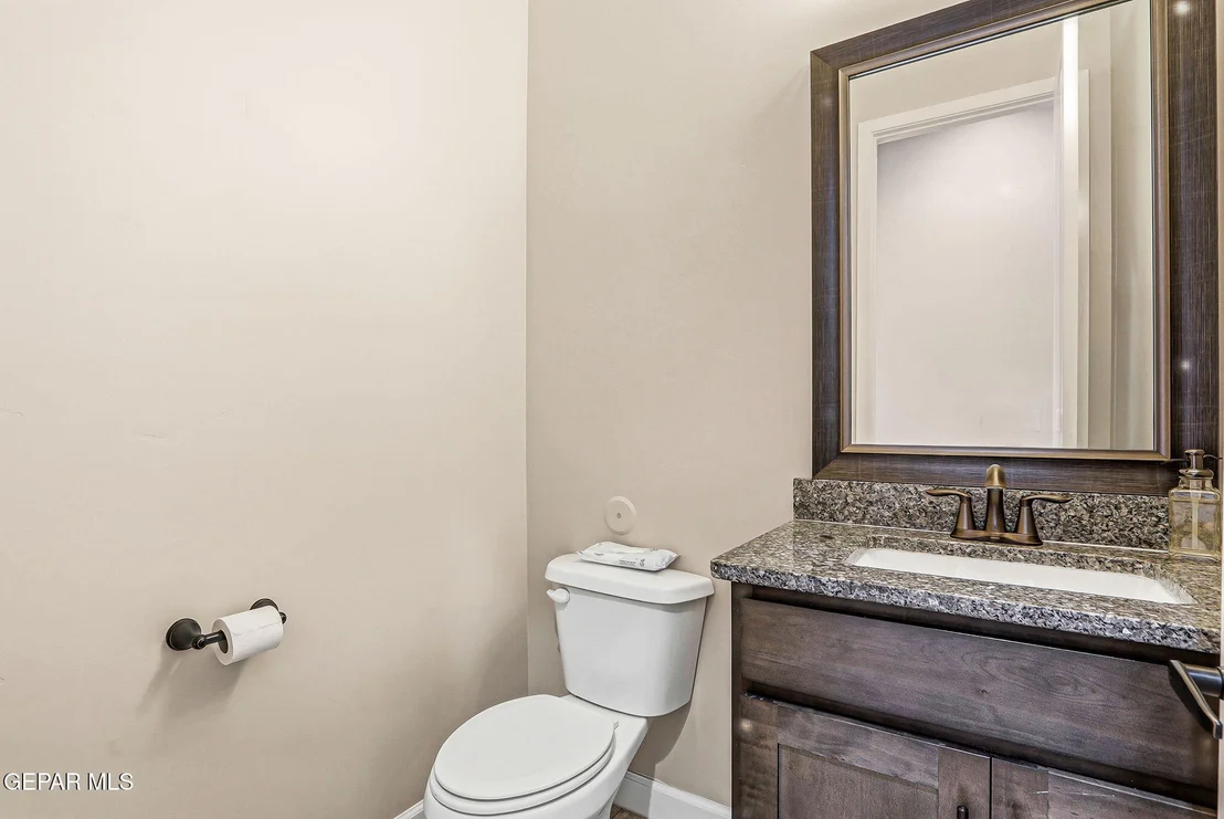 Photo of 5884 Valle Sonar Avenue