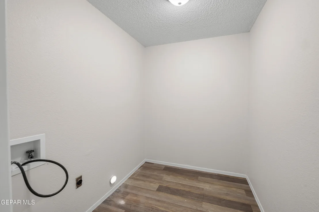 Photo of 9846 GIFFORD Drive