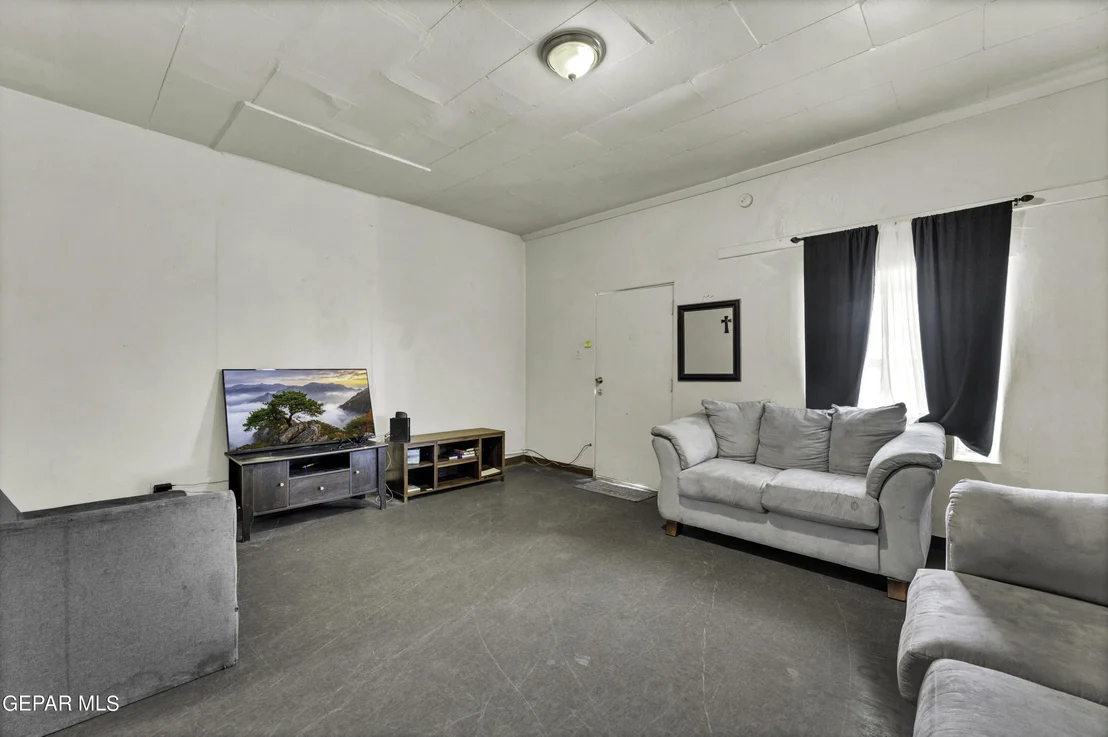 Photo of 8929 TEODOSO Drive