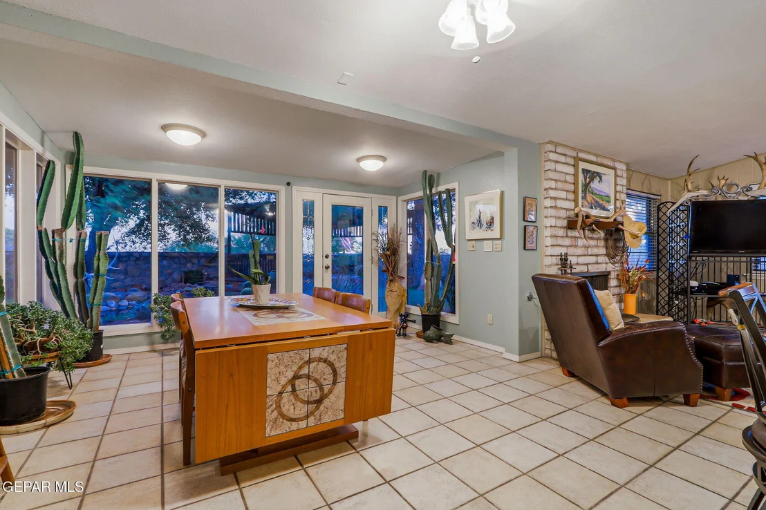 Photo of 8713 LAKEHURST Road