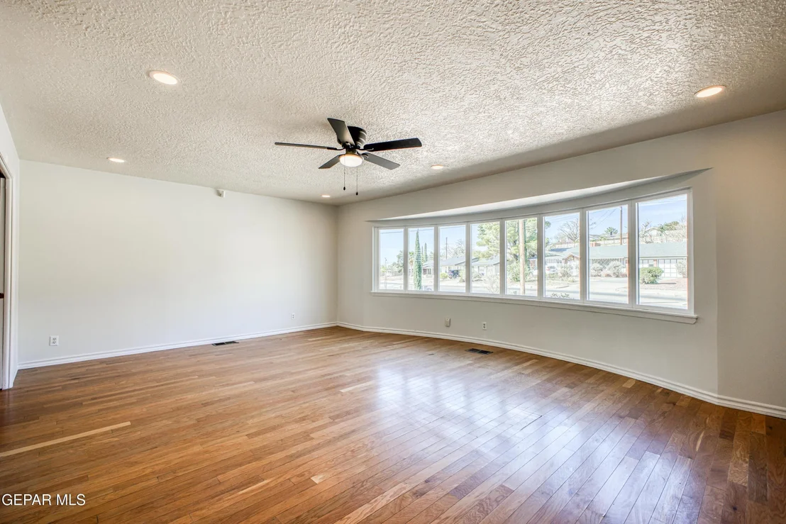 Photo of 6253 WESTWIND Drive