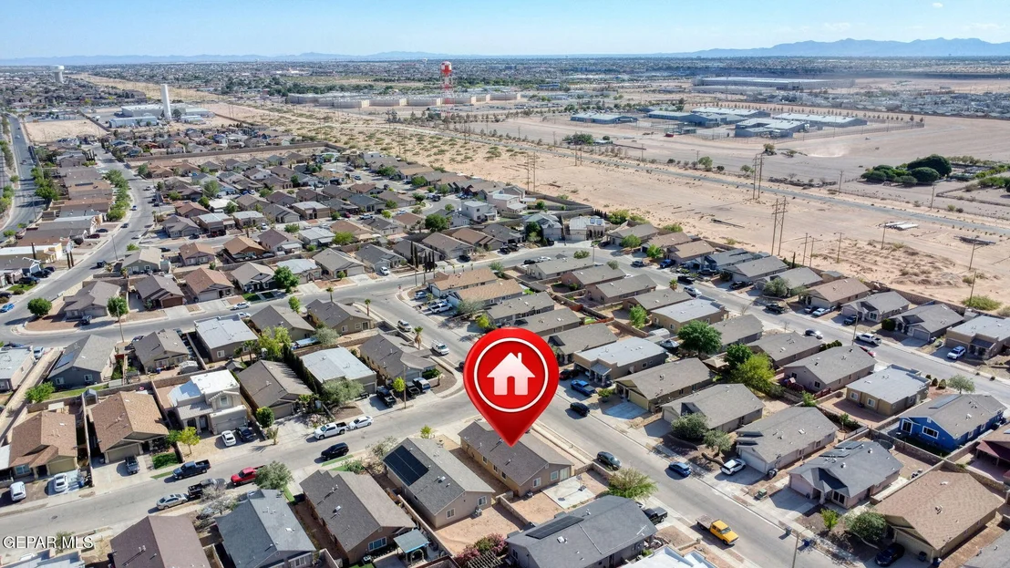 Photo of 12729 RAUL MENDIOLA Lane