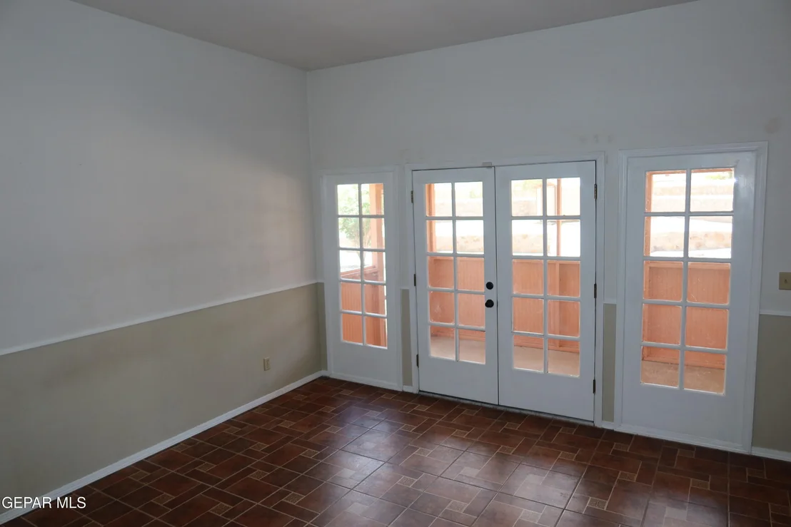 Photo of 836 DE LEON Drive