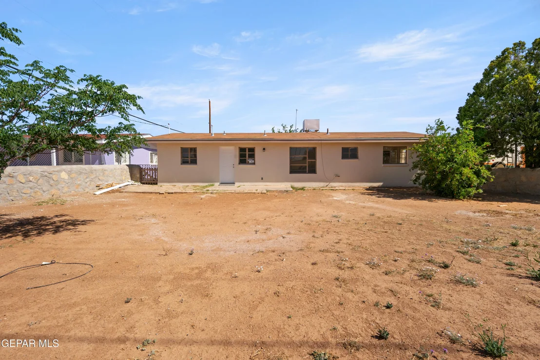 Photo of 5304 CAPISTRANO Drive