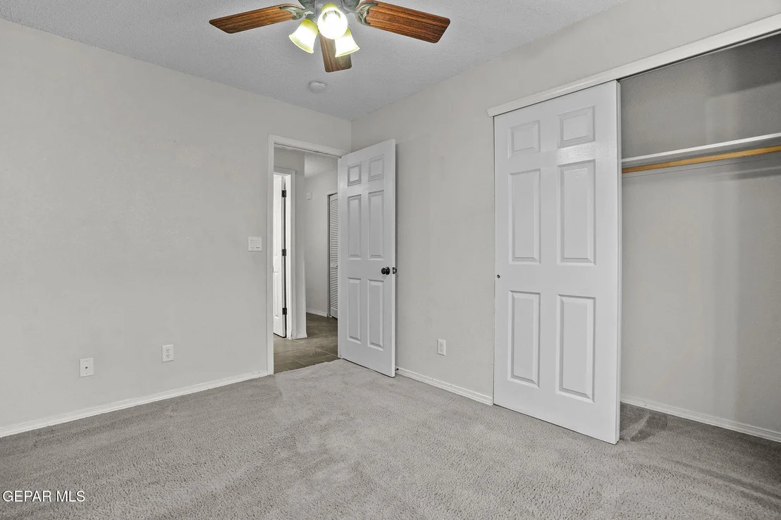 Photo of 813 Desert Bush Drive