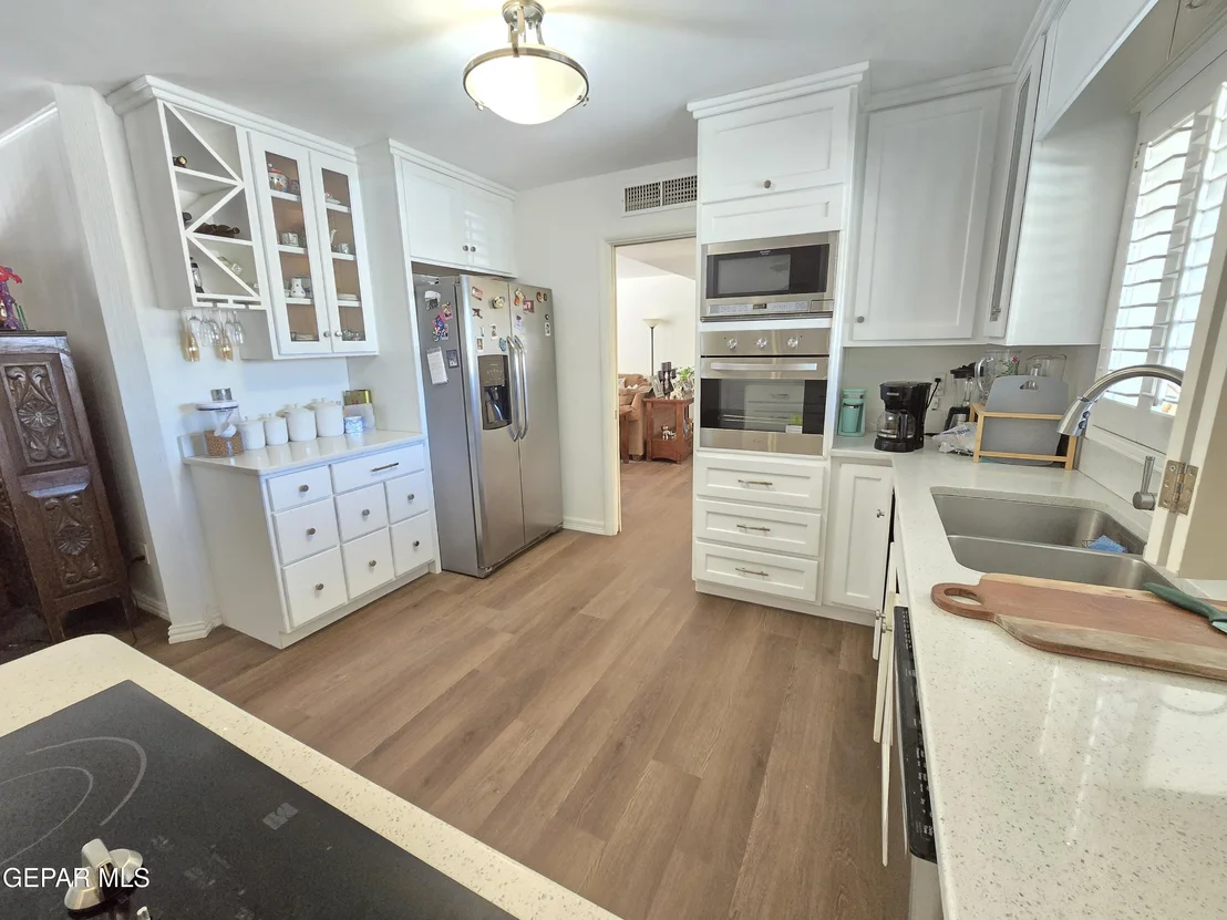 Photo of 4200 BUCKINGHAM Drive