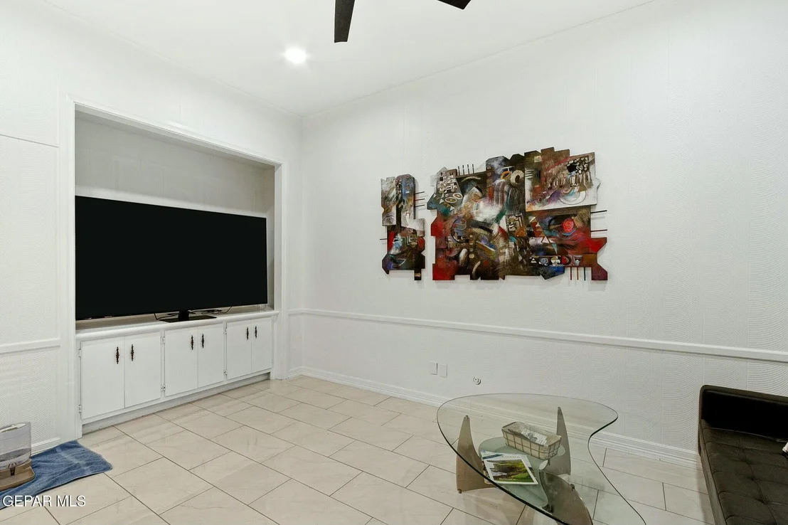 Photo of 6010 TORREY PINES Drive