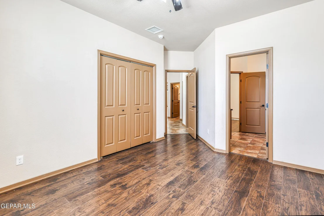 Photo of 12152 CHAPEL HILL Road