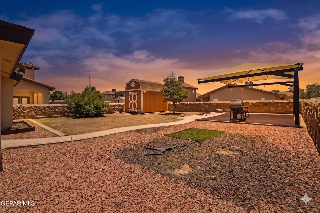 Photo of 5340 IGNACIO ALMANZAR Lane