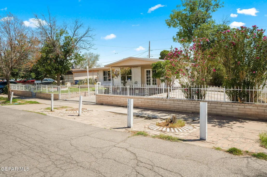 Photo of 244 Link Drive