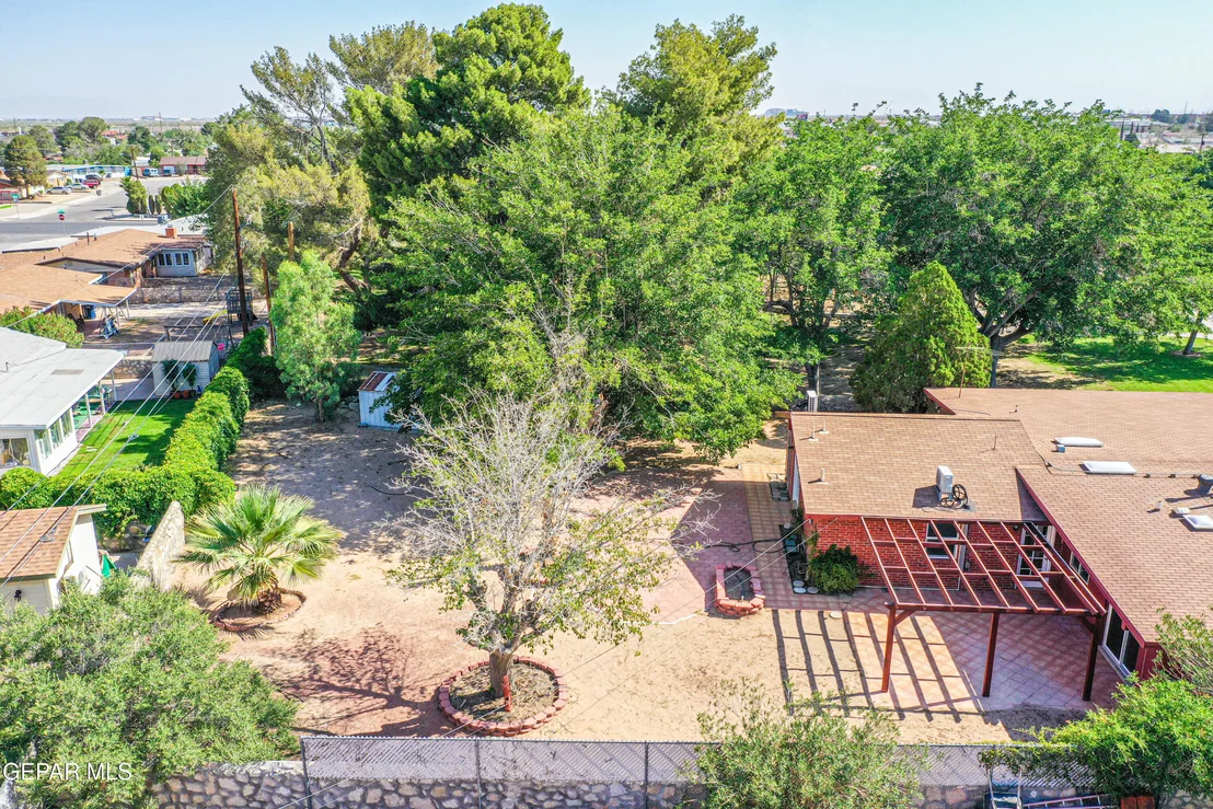 Photo of 3223 Suffolk Road