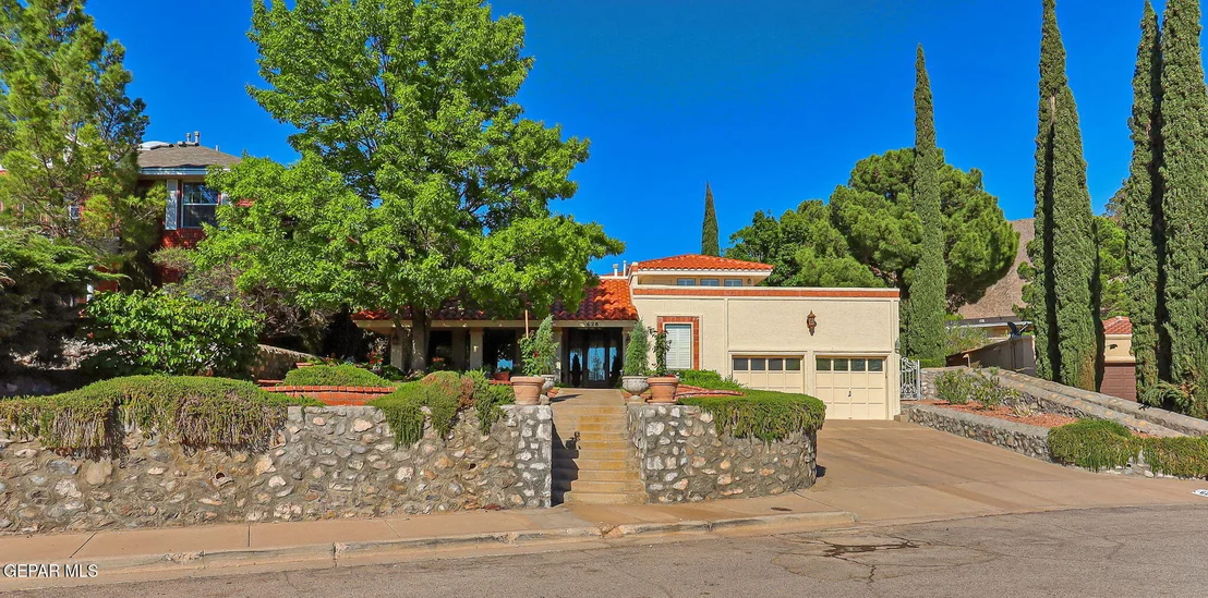 Photo of 628 SPRING CREST Drive