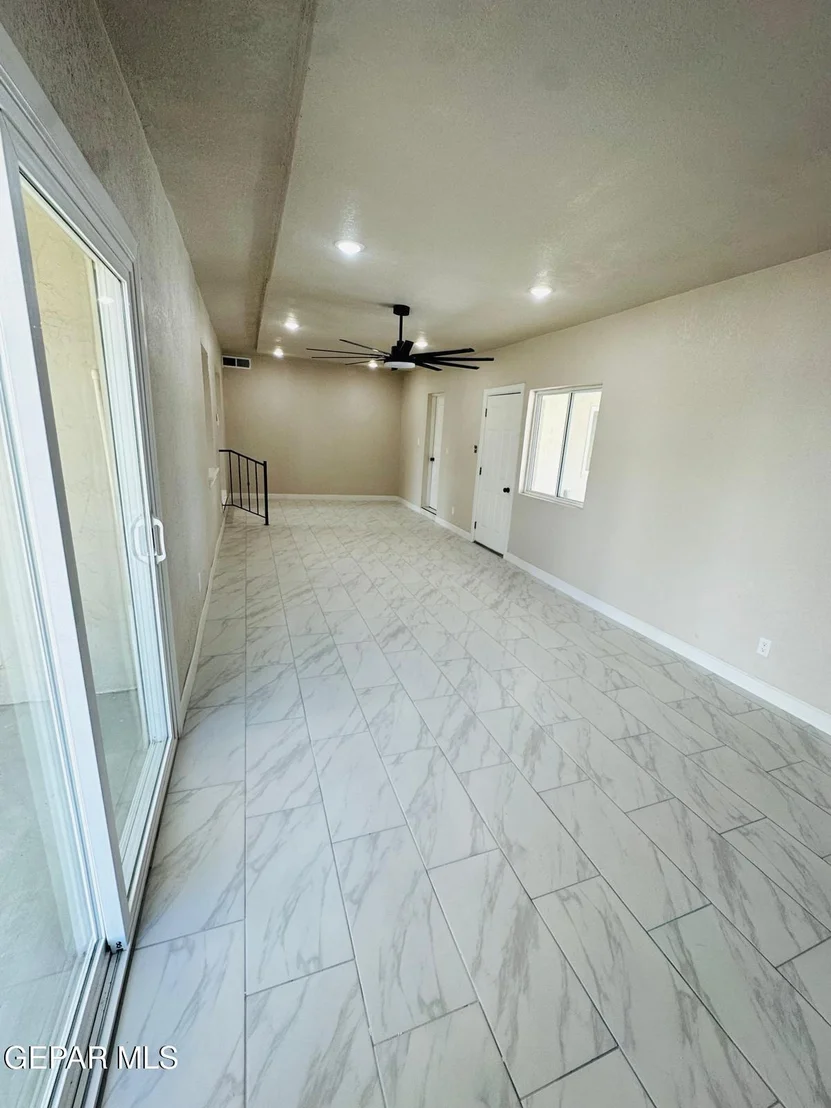 Photo of 5018 Flower Drive