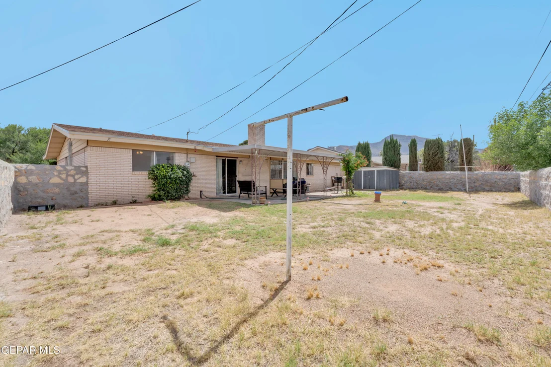 Photo of 10363 PASADENA Circle
