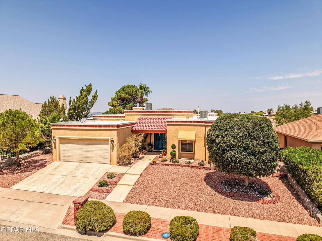 Photo of 7225 Rochester Drive