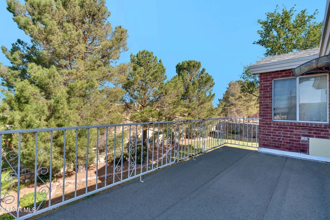 Photo of 1107 SUN RIDGE Drive