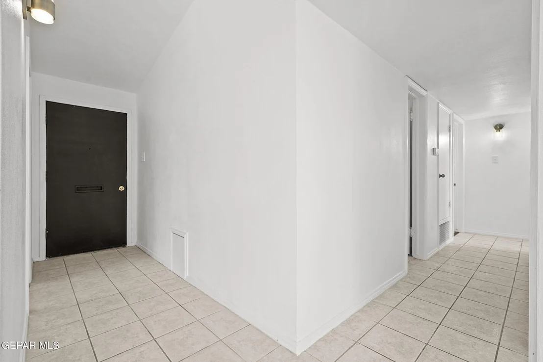Photo of 468 BORRETT Street
