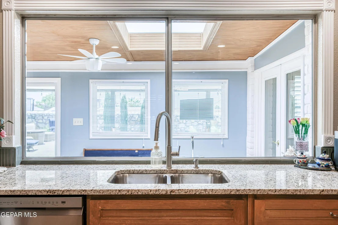 Photo of 10528 Ashridge Drive