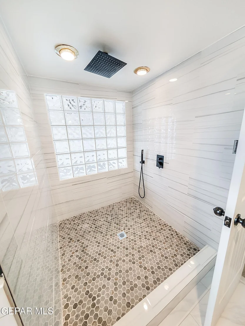 Photo of 3425 Dialrock Lane